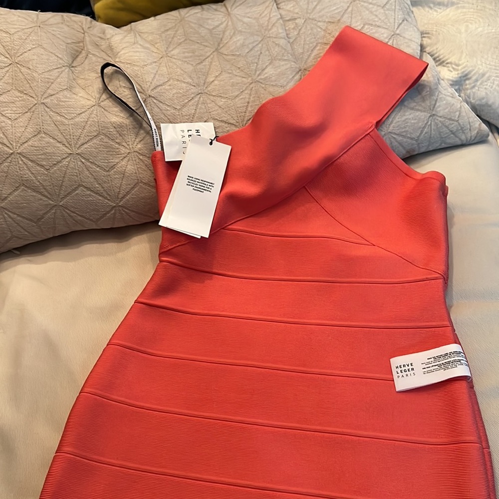 Authentic Herve Leger one shoulder dress Small - Picture 6 of 7